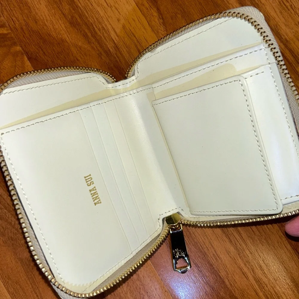 NWT Anna Sui Zip Around Wallet